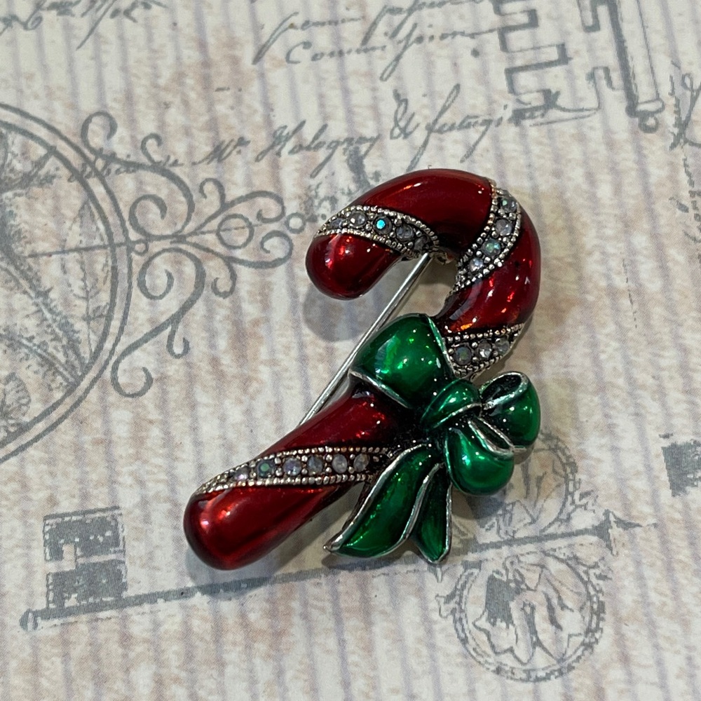 ‼️Vintage Avon Festive Red and Green Brooch